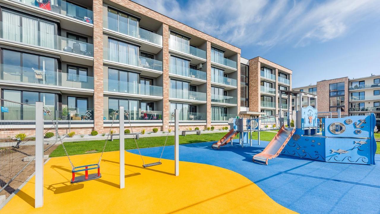 Apartament Z 1 Sypialnia Retro Deluxe 60 F Perlowa Przystan - Holiday City Kołobrzeg Buitenkant foto