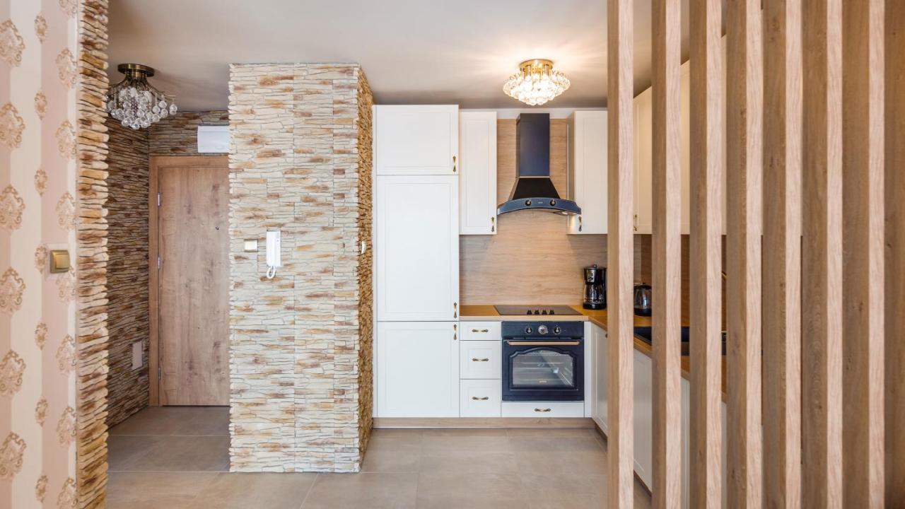 Apartament Z 1 Sypialnia Retro Deluxe 60 F Perlowa Przystan - Holiday City Kołobrzeg Buitenkant foto