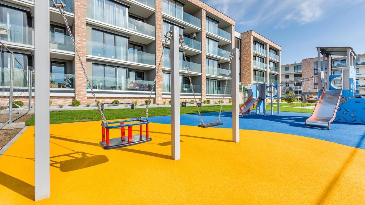 Apartament Z 1 Sypialnia Retro Deluxe 60 F Perlowa Przystan - Holiday City Kołobrzeg Buitenkant foto